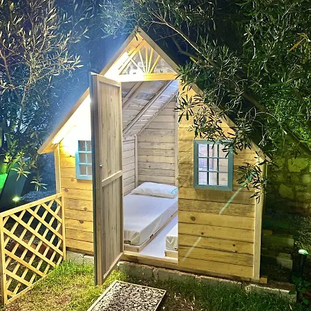 Secret Village Den - * Sarandë