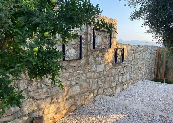 Albania-secret Village Den Κάμπινγκ