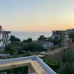 Kemp Albania-secret Village Den