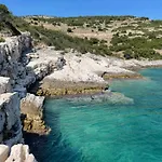 Kemp Albania-secret Village Den