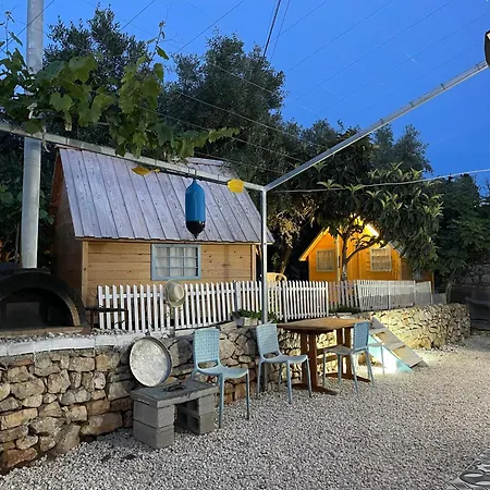 Albania-secret Village Den Sarande